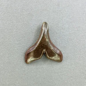 柴燒白瓷鯨魚尾巴項鍊